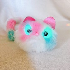 Skyrocket Pomsies PATCHES Interactive Wearable Pom-Pom Pet Cat Plush Toy Pink