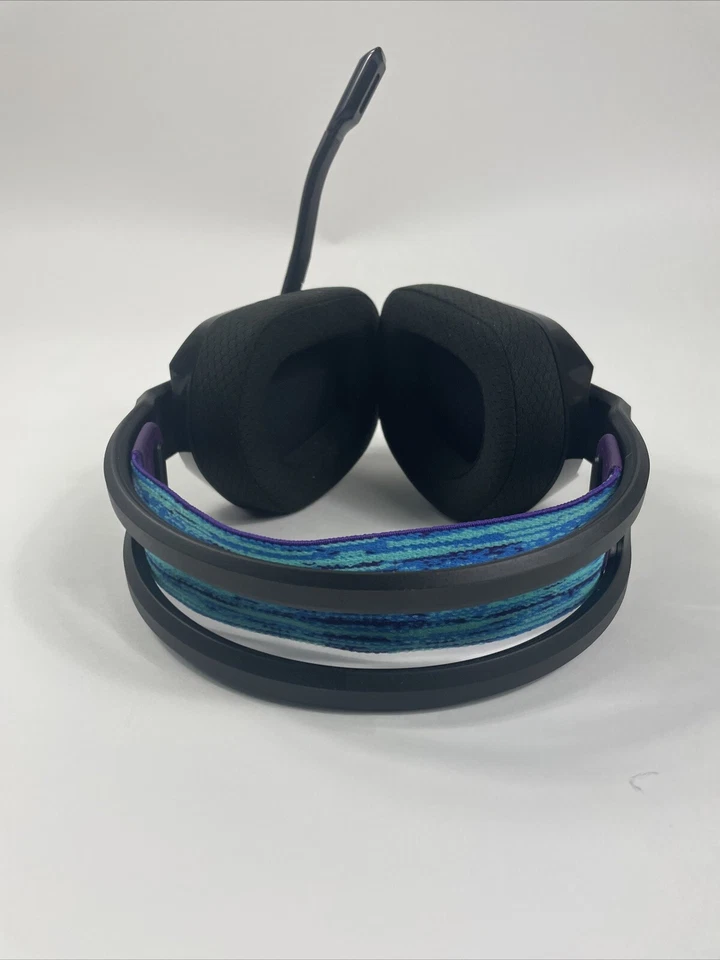 Logitech G535 Lightspeed Wireless Gaming Headset PC, PS4 PS5, USB No Charge Read - Image 4 of 4