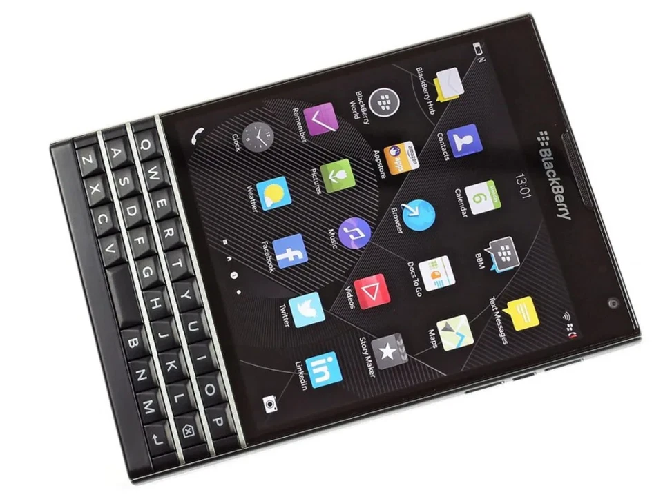 Blackberry Passport Q30 BlackBerryOS Original Unlocked 4.5'' 32GB 13.0MP Phones - Image 3 of 4