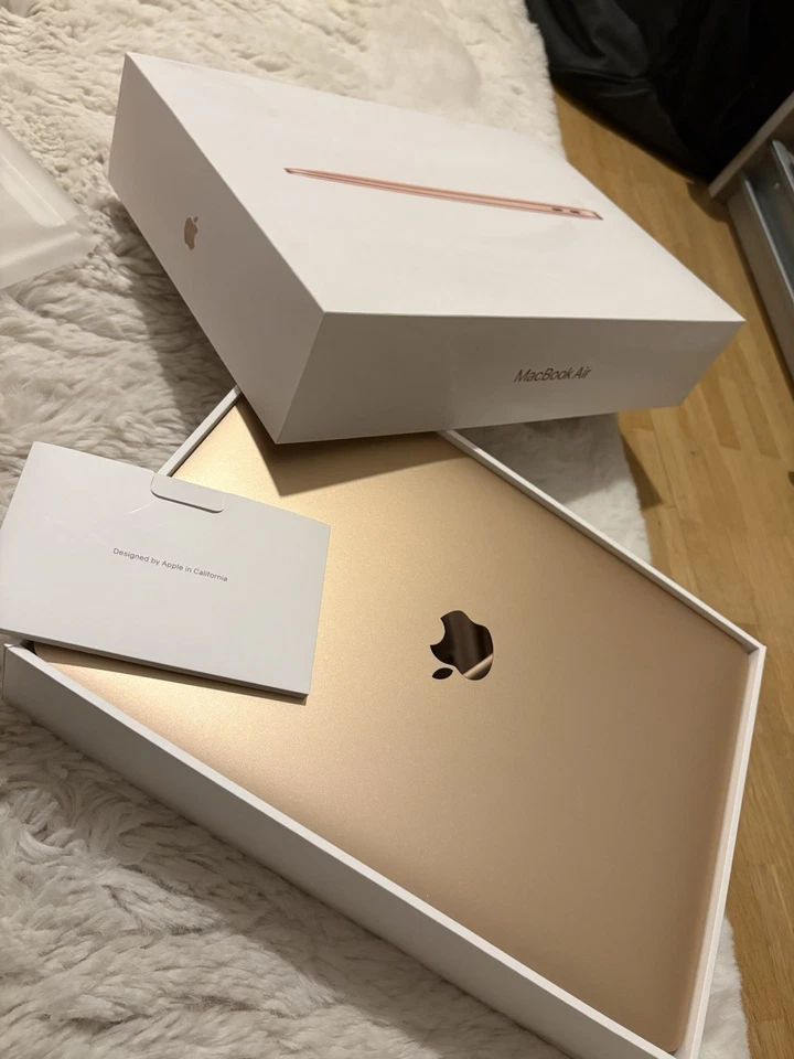 13 Macbook Air Mir Apple M1 Chip 256GB SSD