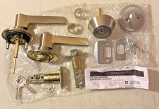 Defiant Freedom Keyed Entry Lever with Deadbolt Satin Nickel 1009429121