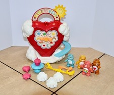 EXC  Vintage Care Bears CARE - A - LOT Playset 1983 Carrying Case Red Heart
