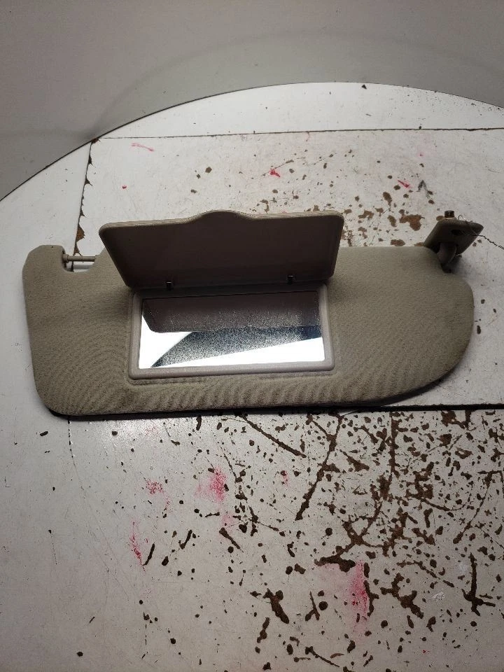 Parasol pasajero sin iluminación compatible 03-05 SATURNO SERIE L 1261237 Foto 2 de 4