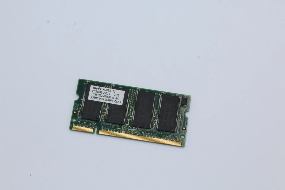 Hynix Laptop Memory SODIMM 256MB DDR 266Mhz HYMD232M646A6-H PC2100S-25330 used t - Image 2 of 4