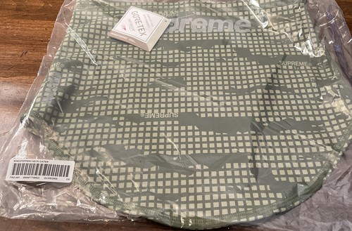 SUPREME/ WINDSTOPPER NECK GAITER OLIVE GRID CAMO OS FW21 (100% AUTHENTIC) NEW - Picture 10 of 12