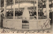 Old postcard Vichy La Source Mesdames dans le Nouveau Palais des Sources (1220137)