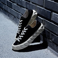 AGE Lace-Up Low Top Canvas Sneakers Unisex Shoes,Black/White Twisty Base