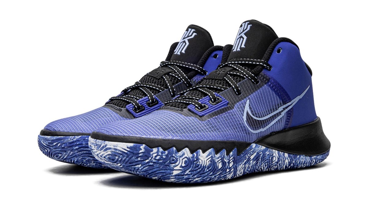Nike kyrie 4 kyrie Flytrap USA 二足セット NIKE KYRIE FLYTRAP II BLACK WHITE price €89.00 | Basketzone.net