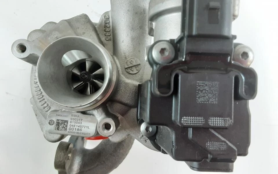 SEAT LEON 2013- Turbolader Turbo 04E145721L 030317 015043 - Bild 4 von 4