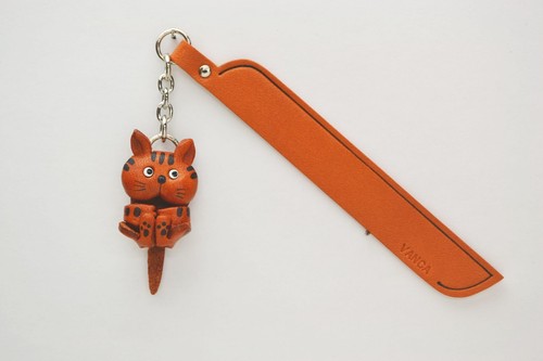 Playing Cat Tabby Leather Charm Bookmarker *VANCA* Made in Japan #61401 - Picture 2 of 10