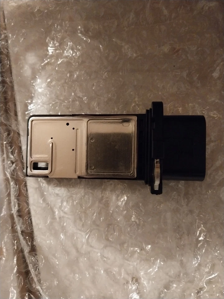 Sensor de flujo de masa de aire delantero Hitachi MAF0034 Foto 4 de 4