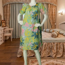 70s Vintage Sears Floral Hawaiian Aloha Boho Print Muumuu Tent Caftan Dress S