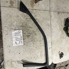 95-00 Lexus  LS400 Front Right Side Door Window Inner Frame Molding OEM