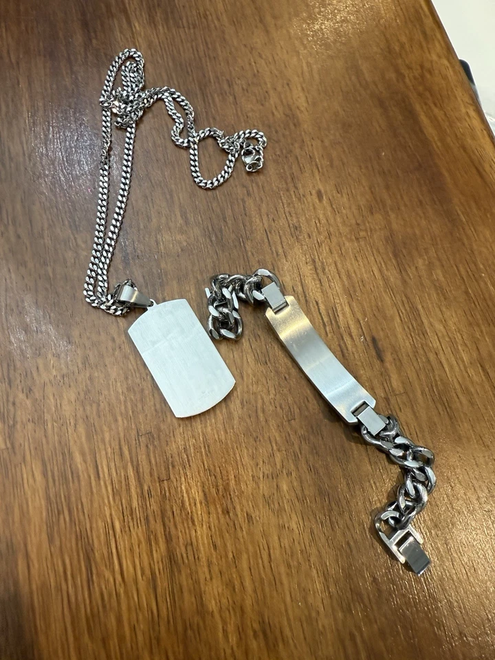 Mens Silver/Gold/Black Stainless Steel Dog Tag Charm Pendant Box Necklace Chain  - Image 3 of 4