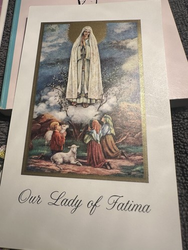 Lot Of 11 Religious items. Prayer Cards, Soil/Mother Theresa, Book, more... - Picture 8 of 24