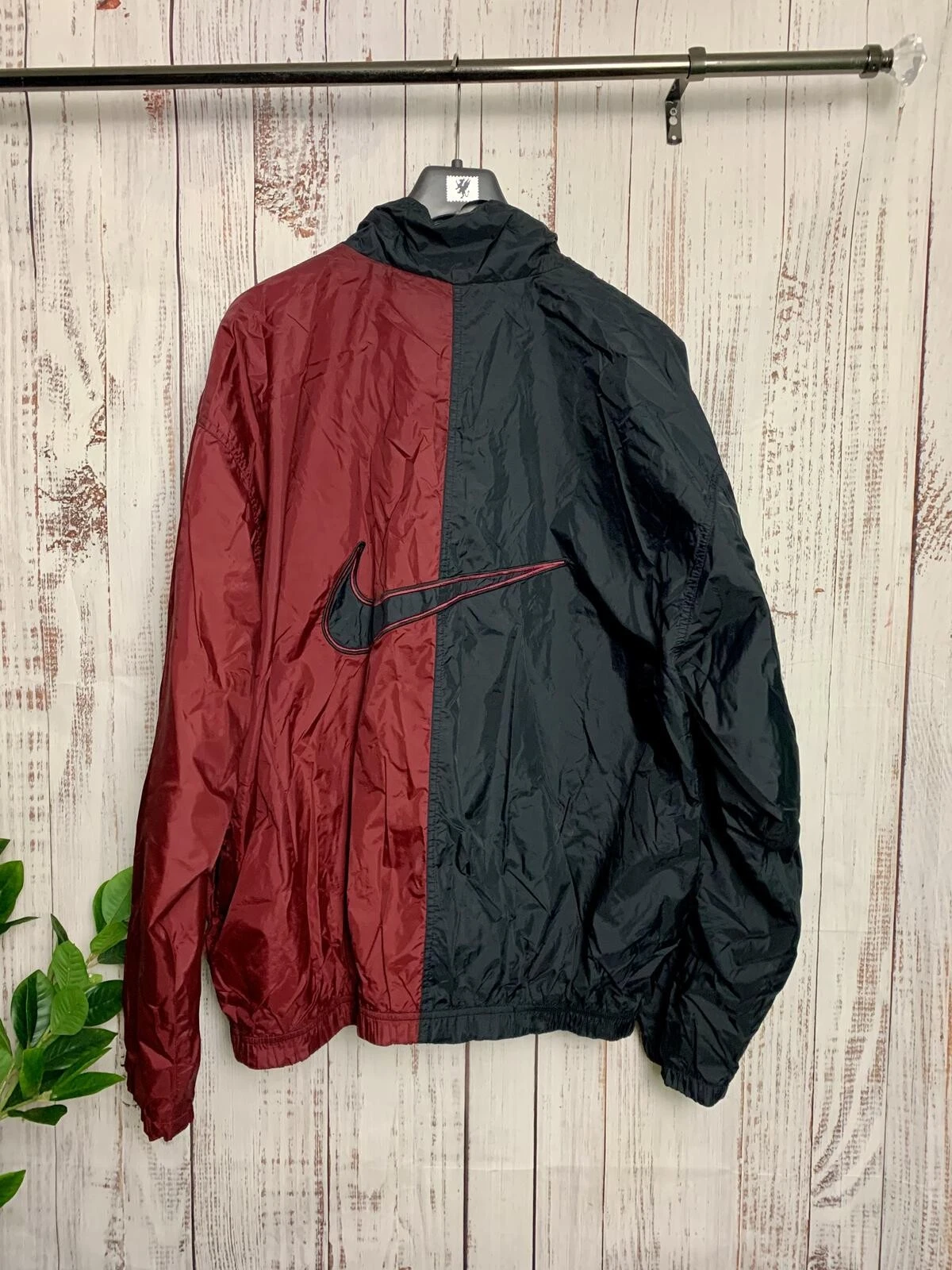 Vintage Nike Windbreaker Jacket Mens XL Black Burgundy Big Swoosh Retro 90s
Opens in a new window or