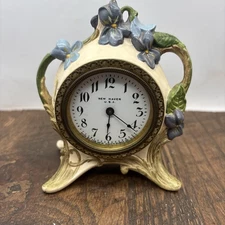 Vintage mini mantle clock New Haven USA painted enamel over bronze