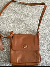 Pure Luxuries Brown Leather Crossbody Bag, Magnetic Flap, Adjustable Strap