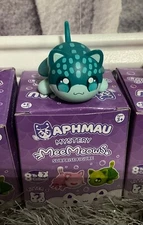 Aphmau Mystery MeeMeows Blind Box MiniFigure Litter 4 stingray cat