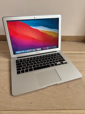 Core i7 MacBook Air 13インチ A1466 8GB 2013 s-l400.jpg