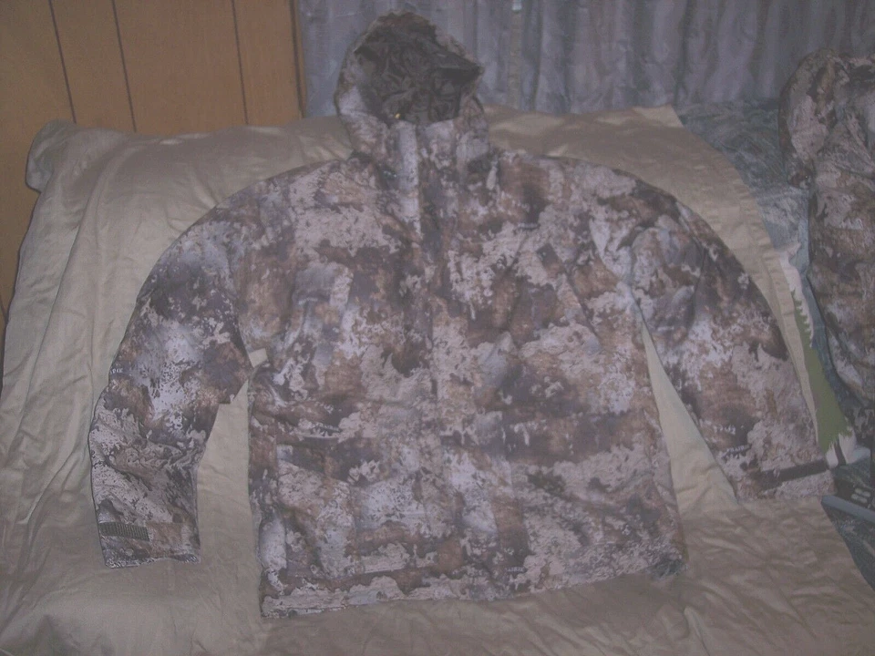 Mens XL Camo Parka Insulated Waterproof Camo Jacket Waterfowl Camo Hunting Coat - Image 2 of 4