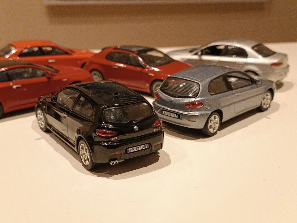 Lotto Alfa Romeo 1:43 - Immagine 4 di 4