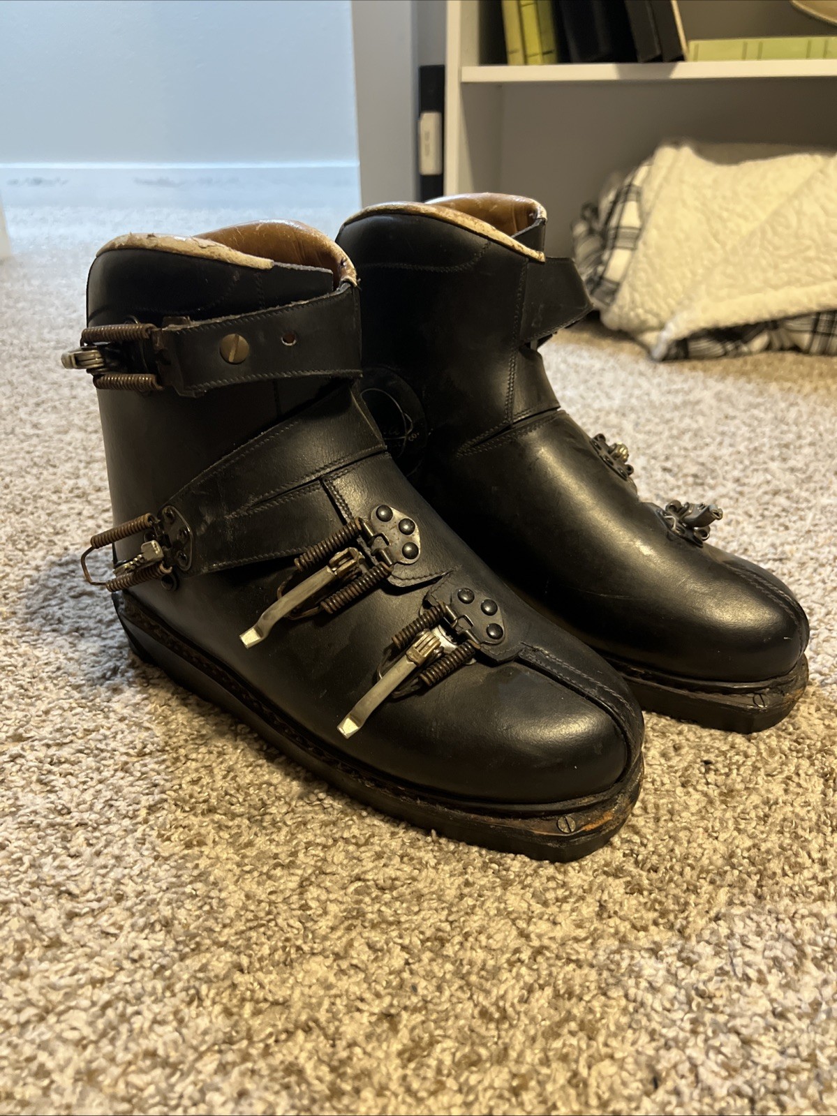 SALOMON Scarponi da sci Slalom Pirelli 'JANA' vintage in pelle Made in Italy taglia 8