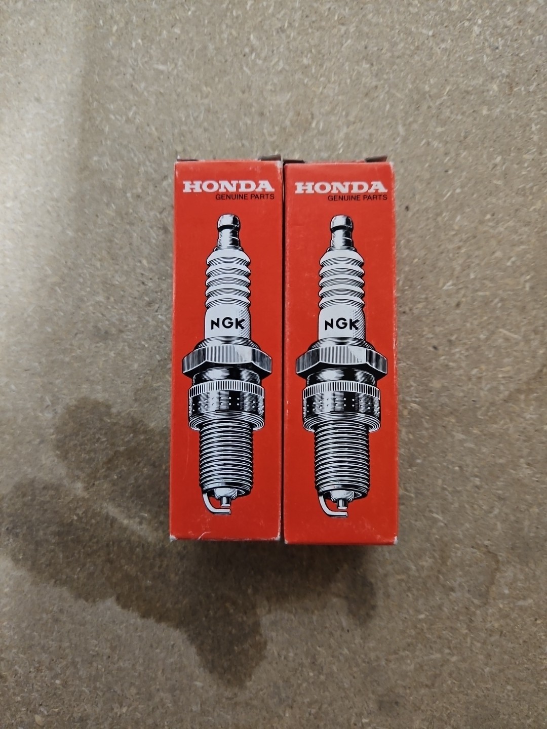 98076-57740 GENUINE HONDA OEM/NOS SPARK PLUG B7HS 2PK 98076-57740WO