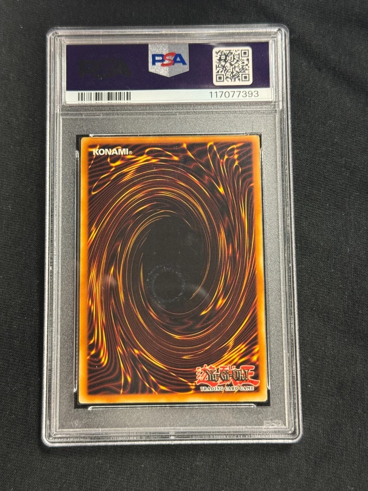 Blackwing Armor Master Blackwing Armor Master CRMS‑EN044 Ultimate Rare PSA 6 - Image 2 of 2