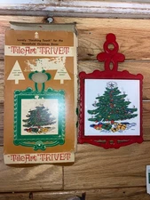 VTG TileArt Cast Iron Christmas Tree Trivet NEW Original Box 10”