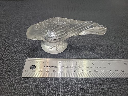 Art Glass Frosted Head Down Sparrow Figurine - Picture 4 of 4