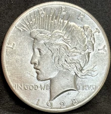 1928 - P PEACE SILV ER DOLLAR RARE AU+ DETAILS KEY DATE COIN MINTAGE US
