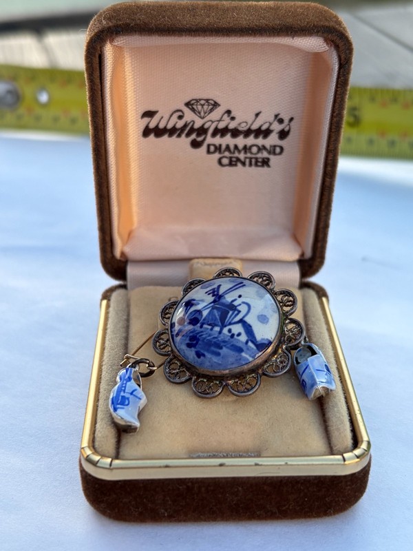 Charming Vintage Delft Brooch and Earring Set
