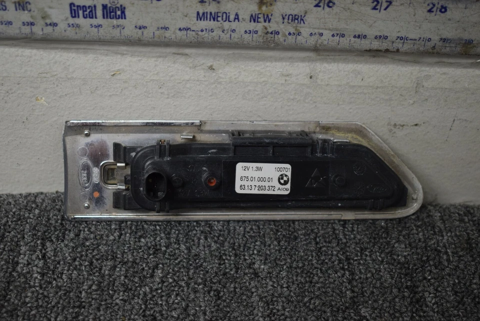 BMW 740I 750I 2010-2015 guardabarros luz giratoria fabricante original Foto 4 de 4