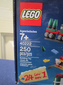 LEGO Seasonal: Christmas Build-Up (40222) - opened - all pieces included