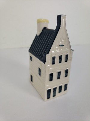 BLUE DELFT'S KLM BOLS AMSTERDAM 1575 2009 HOUSE #31 WAXED SEALED EMPTY