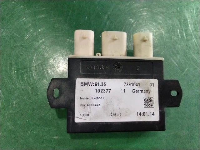 2014 BMW 528i xDrive Other Module 7391041 - Image 3 of 4