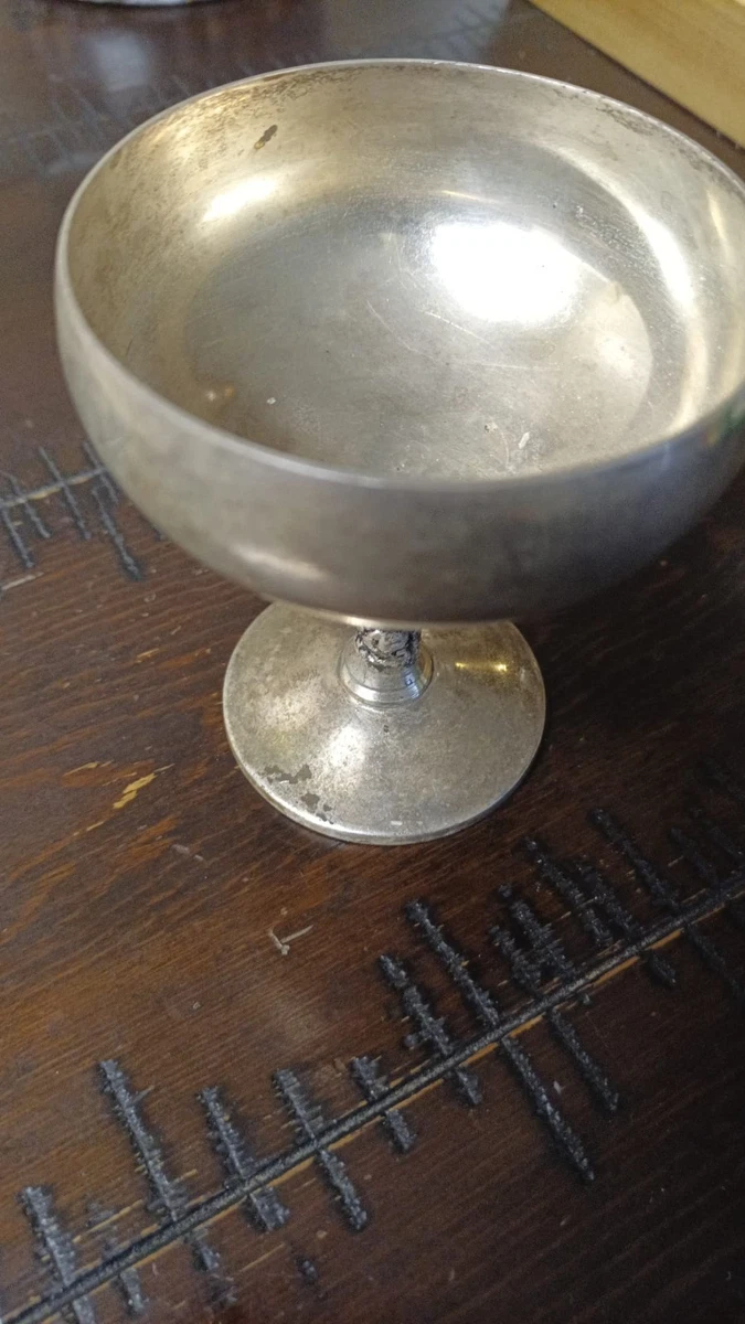 シルバー製カップ Silver Plated Cup In Antique Us Silver-Plated Cups & Goblets for
