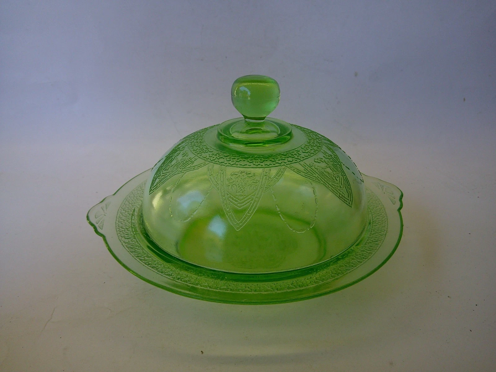 Federal Georgian Love Birds Green Butter Dish with Lid