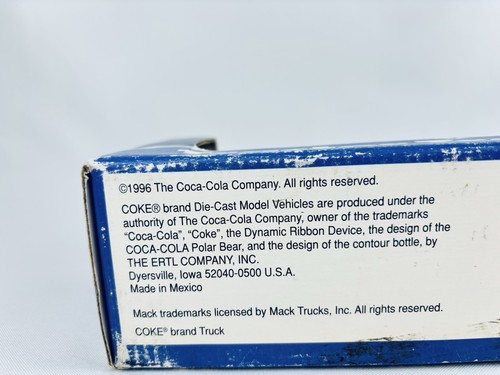 ERTL Coca-Cola 1:64 Tractor Trailer Truck Christmas Polar Bear Die Cast 1996 - Picture 7 of 11