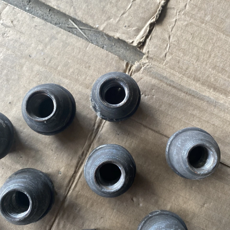 Ford Transit 250 2015 2016 2017 tuerca de neumático 3525 Foto 3 de 4