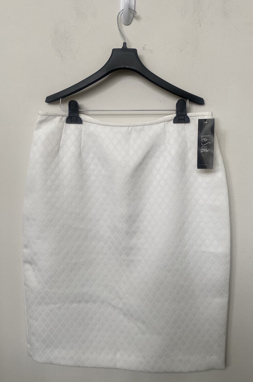 NWT Le Suit Women's Vanilla Ice White Amalfi Coast 2 Pc Skirt Suit Size 14, $200