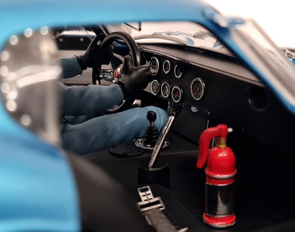 Shelby Cobra Daytona Coupé 1964 – Vainqueur Tourist Trophy N°21 – Dan Gurney – Exoto 1/18