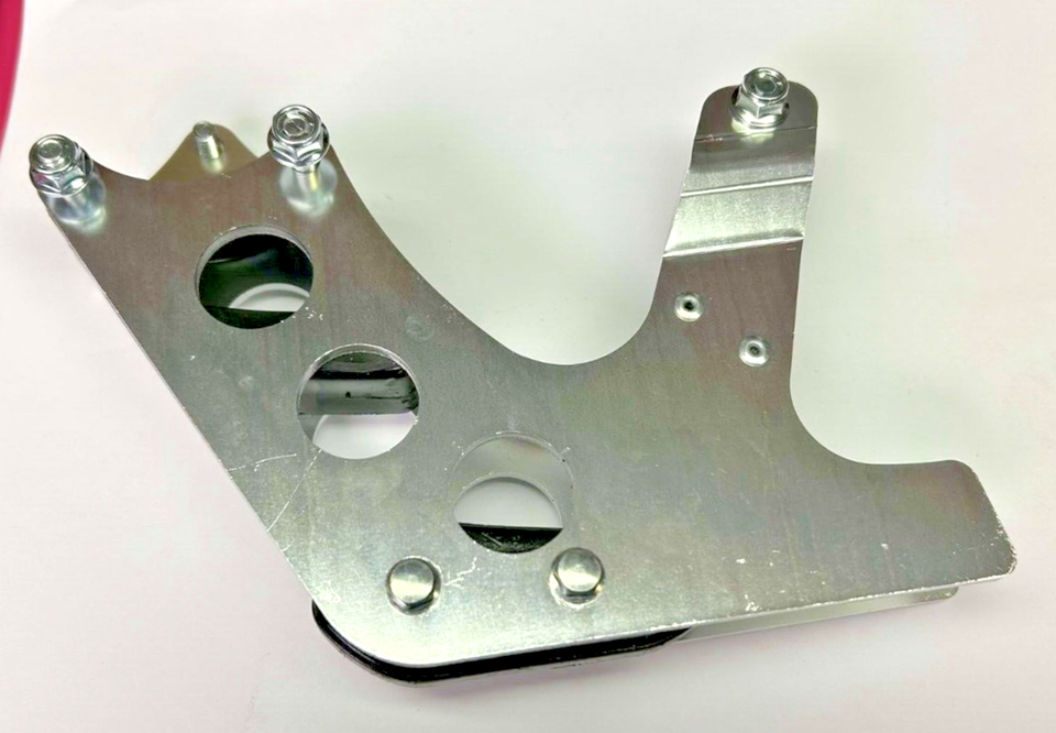 1981 1982 1983 Suzuki RM 125 250 465 500 Rear Chain Guide Assembly ...