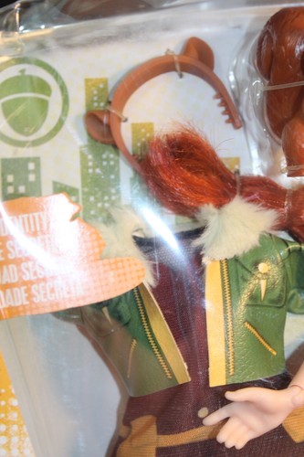 HASBRO -Marvel Rising Secret Warriors - Squirrel Girl - Doll 11.5" - NRFB - Picture 5 of 10