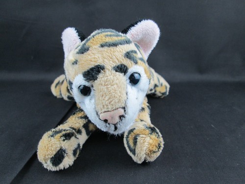 Wildlife Artists Cheetah Plush Leopard Stuffed Animal 8"