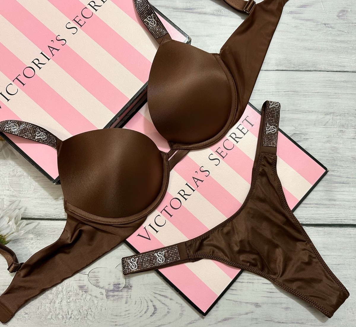 Victoria's Secret Shine Smooth Strap Push Up Bra Thong Set Smooth