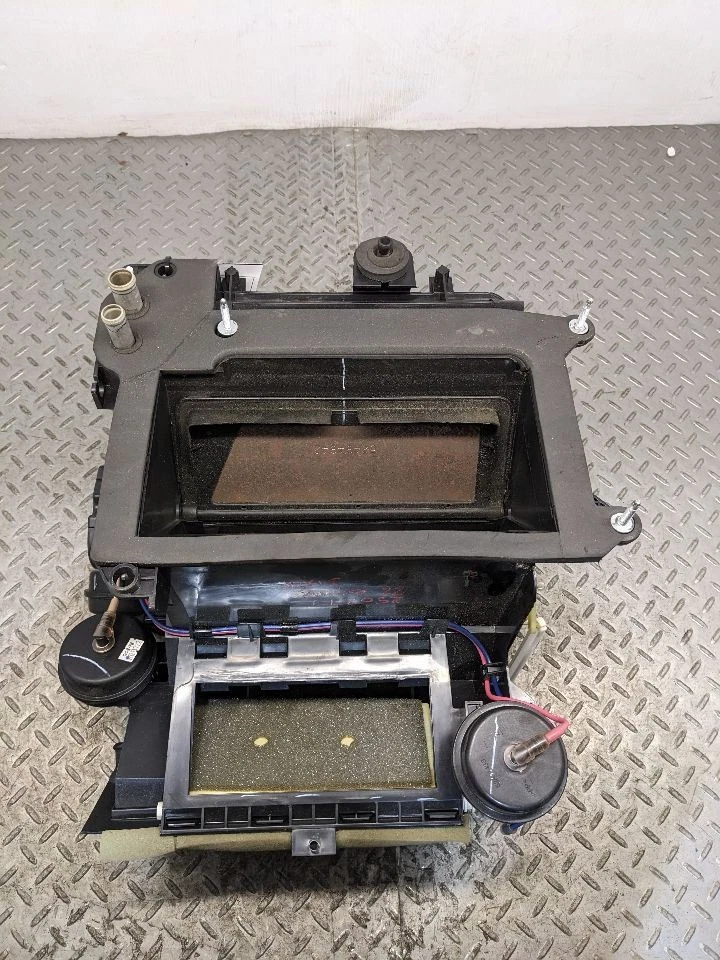 Chevrolet Express 2500 2003-2024 climatización aire acondicionado núcleo calefacción carcasa caja 1178658 Foto 2 de 4