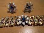 VINTAGE FLOWER BRACELET W/MATCHING SCREW EARRINGS, RHINESTONES — photo 2