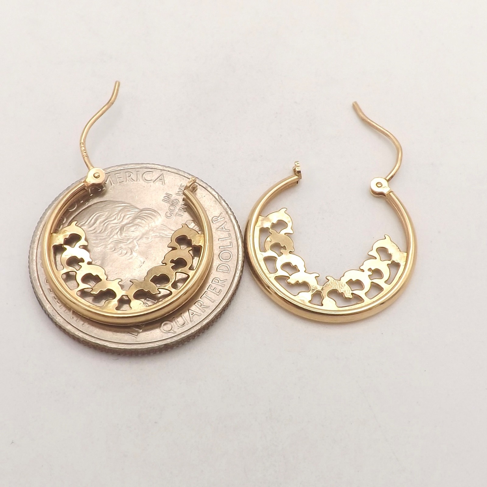 Solid 14k Gold Dancing Dolphins Hoop Earrings Vin… - image 2